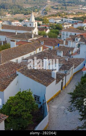 Charmante Gassen der Altstadt Obidos in Portugal Stockfoto