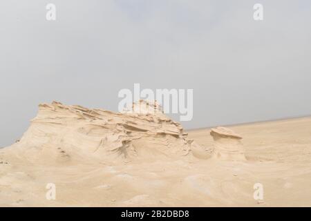 Natürliche Fossile Dünen in Abu Dhabi. Stockfoto