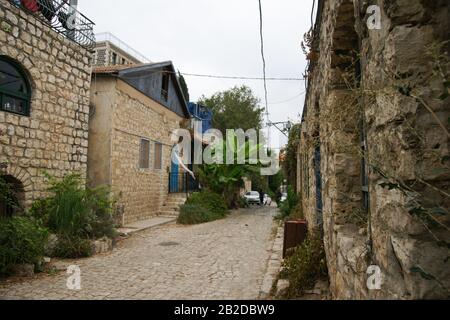 Alte Häuser in der israelischen Stadt Nordhern Stockfoto