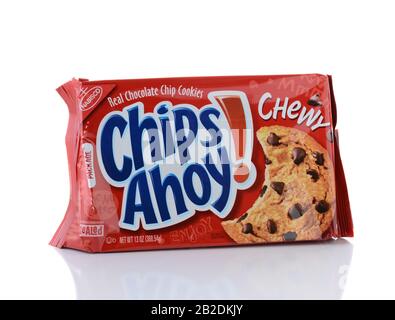 Irvine, CA - 1. FEBRUAR 2015: Nabisco Chips Ahoy Chewy Cookies. Ursprünglich als National Biscuit Company bekannt, ist Nabisco ein US-amerikanischer Hersteller Stockfoto