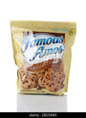 Irvine, CA - 2. JUNI 2015: Ein Paket Berühmter Amos Chocolate Chip-Cookies. Wally Amos eröffnete 1975 sein Cookie-Geschäft in Los Angeles und bald branche Stockfoto