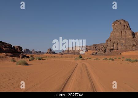 Abenteuer in Tassili n'Ajjer, UNESCO-Weltkulturerbe in Südalgerien Stockfoto