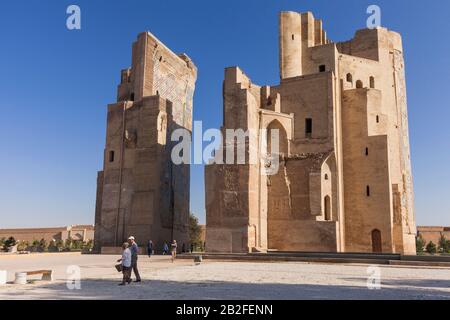 AK Saray Palace, am Morgen, Shahrisabz, oder Shakhrisabz, Qashqadaryo Region, Usbekistan, Zentralasien, Asien Stockfoto