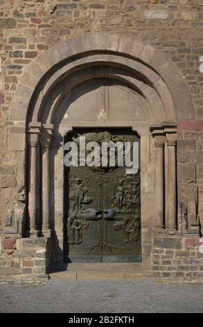 Tür, Klosterkirche St. Marien, Kloster Unser Lieben Frauen, Regierungsstraße, Magdeburg, Sachsen-Anhalt, Deutschland Stockfoto