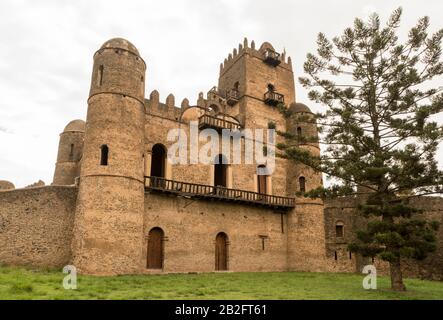Fasiladas Palast in der königlichen Anlage (Fasil Ghebbi) in Gonder, Äthiopien Stockfoto