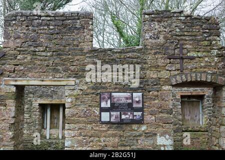 Pfarrhof Cottages, Ruinen vergangener Gebäude, Tyneham Village, Dorset, England, Großbritannien Stockfoto