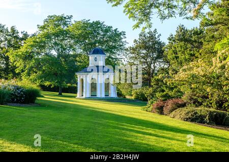 Frankreich, Cher, Apremont sur Allier, beschriftet mit Les Plus Beaux Villages de France (Die Schönsten Dörfer Frankreichs), Parc Floral d'Apremont sur Alli Stockfoto