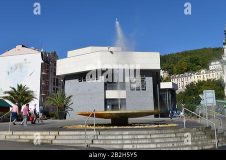 Sprudelkolonnade, Karlsbad, stilsicheren Stockfoto