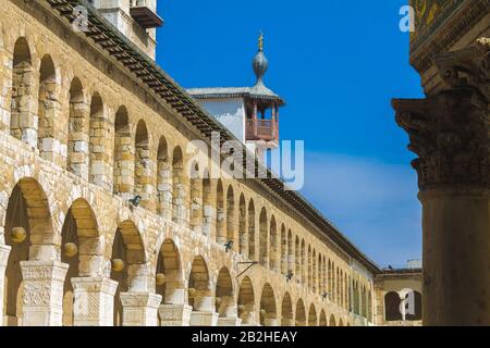 Außenansicht der Omayad-Moschee in der Altstadt von Damaskus (Syrische Arabische Republik) nach dem Krieg endete am 15.02.2020 Stockfoto