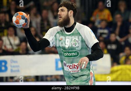 Mannheim, Deutschland. Februar 2020. Handball: Bundesliga, Rhein-Neckar Löwen - TSV Hannover-Burgdorf, 25. Spieltag, Mait Patrail (9, Hannover Burgdorf). Credit: Michael Deines / dpa / Alamy Live News Stockfoto