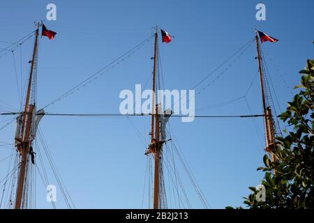 Die chilenische Barquentine Esmeralda, ein Hochschiff der chilenischen Marine, liegt in der Cowper Wharf, Sydney, Australien Stockfoto