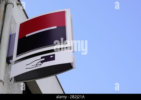 Bordeaux, Aquitanien/Frankreich - 11 13 2019: societe generale atm-Logo französisches Bankzeichen Stockfoto