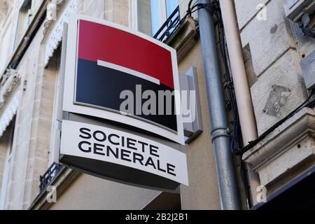 Bordeaux, Aquitanien/Frankreich - 12. 04 2019: Société Generale unterzeichnet Banklogo für Bürogeschäfte Stockfoto