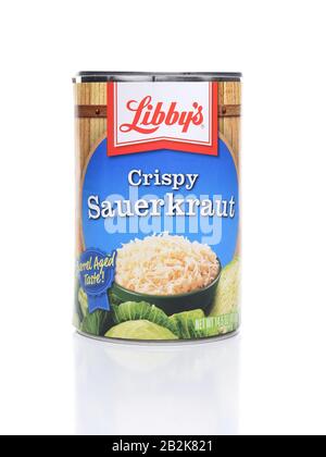 Irvine, KALIFORNIEN - 21. AUGUST 2017: Libbys Sauerkraut. Das traditionelle Kohlkohlprodukt ist kalorienarm, fettfrei und hat kein Cholesterin. Stockfoto