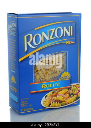 Irvine, CA - 21. Januar 2013: Eine Ein-Pfund-Schachtel von Ronzoni Rotini Pasta. Rotini ist Corkenzieher oder spiralförmige Pasta und Eine der vielseitigsten von al Stockfoto