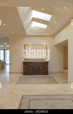 Foyer des Hauses mit Oberlicht Stockfoto