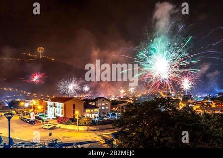 Banos De Agua Santa Popular Destination In Ecuador Silvester Stockfoto