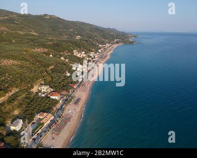 Preveza tropische exotische Strände von vrachos, loutsa in epirus griechenland in der Nähe von ligia und der Stadt parga und sivota Touristenattraktion und Reiseziel Stockfoto