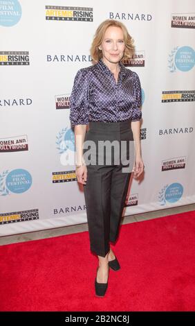 New York, Vereinigte Staaten. Februar 2020. Amy Ryan besucht die Premiere von Netflix's Lost Girls während des Athena Film Festivals am Barnard College (Foto von Lev Radin/Pacific Press/Sipa USA) Credit: SIPA USA/Alamy Live News Stockfoto