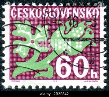 Tschechoslowakei - CIRCA 1972: Ein Stempel, der in der Tschechoslowakei gedruckt wurde, zeigt eine stilisierte Blume, um 1972 Stockfoto