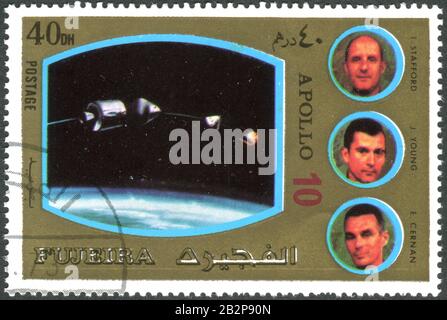 FUJEIRA - CIRCA 1972: Eine in Fujeira gedruckte Briefmarke, die dem Apollo-Programm ausgestellt wurde und die Besatzung von Apollo 10, ca. 1972, abbildet Stockfoto