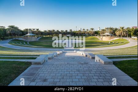 Dubai, VAE - 4. DEZEMBER 2017: Panoramablick auf den Zabeel Park Stockfoto