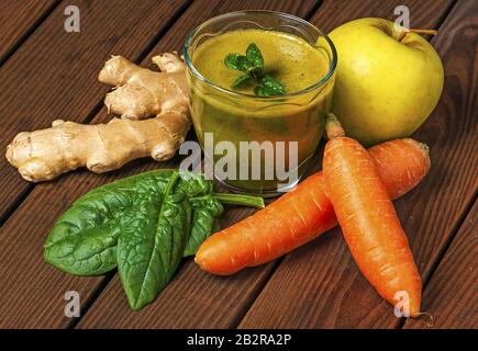 Gesundes Obst und Gemüse Smoothies Stockfoto
