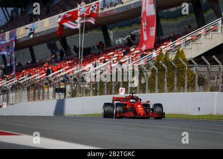 Sebastian Vettel von der Scuderia Ferrari im Jahr 2020 F1 Wintertests auf dem Circuit de Catalunya, Montmelò, Spanien Stockfoto