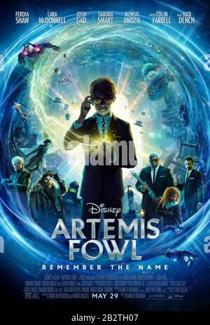 Artemis Fowl (2020) unter der Regie von Kenneth Branagh und mit Judi Dench, Josh Gad und Miranda Raison in den Hauptrollen. Big Screen Adaption von Eoin Colfers Artemis-Fowl-Science-Fiction-Fantasy-Romane. Stockfoto
