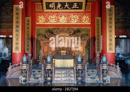 Verbotene Stadt, Innere Stadt, Palast der himmlischen Reinheit, Thron, Peking, China Stockfoto