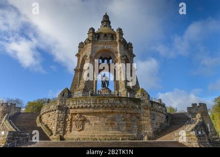 Kaiser-Wilhelm-Denkmal, Porta Westfalica, Kreis Minden-Luebbecke, Nordrhein-Westfalen, Deutschland Stockfoto