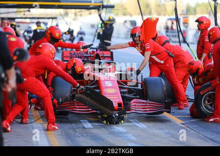 Sebastian Vettel von der Scuderia Ferrari im Jahr 2020 F1 Wintertests auf dem Circuit de Catalunya, Montmelò, Spanien Stockfoto