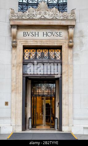 Bush House, ehemals HQ des BBC World Service, heute Teil des Strand Campus des King's College in London Stockfoto