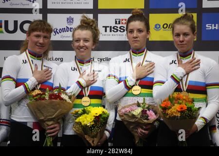 Chloe Dygert, Jennifer Valente, Emma White und Lily Williams von den USA Frauen Team Pursuit - Podium während der von Tissot am 27. Februar 2020 auf dem Velodrome in Berlin präsentierten Rennradweltmeisterschaften 2020 - Foto Laurent Lairys/DPPI Stockfoto