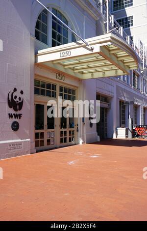 Washington, DC 21 FEB 2020 - Ansicht des Hauptquartiergebäudes des World Wildlife Fund (WWF) in Washington DC. Stockfoto