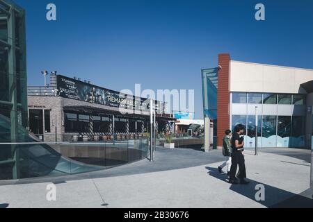 Santa Monica, Kalifornien - 15. Februar 2020: Santa Monica Place Einkaufszentrum, Santa Monica, Los Angeles County, Kalifornien, USA Stockfoto