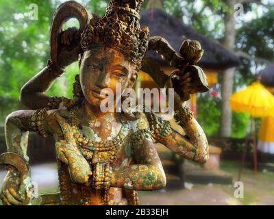 Steinerne Statue in hindutempel in Balli-Indonesien Stockfoto