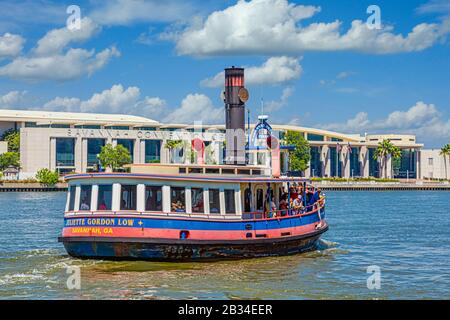 Juliette Gordon Low River Boot auf dem Savannah River Stockfoto