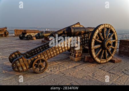 Jodhpur, Rajasthan, indien. Januar 2014. Mehrangarh Fort Cannon, eines der größten Forts Indiens. Stockfoto