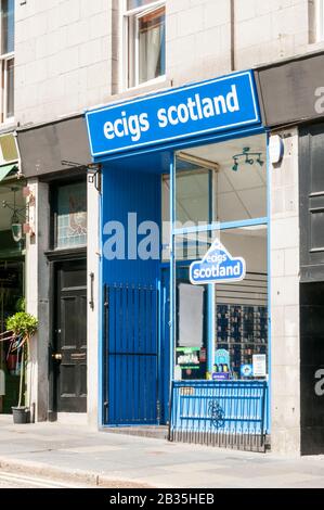 Ecigs Scotland Shop in Schoolhill, Aberdeen. Stockfoto