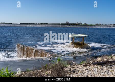 Teiche mit Kläranlagen - Israel Stockfoto