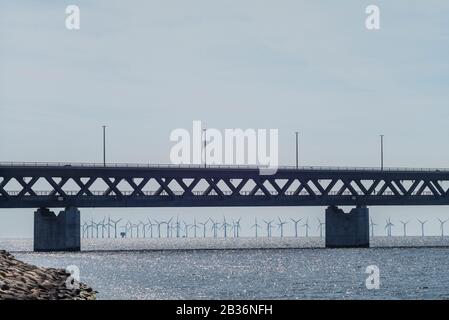 Schweden, Scania, Malmö, Oresund-Brücke, längste Kabelbrücke Europas, die Schweden und Dänemark miteinander verbindet Stockfoto