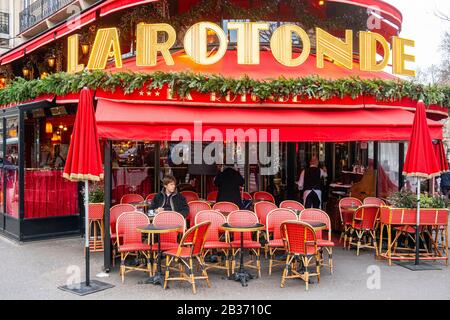 Frankreich, Paris, Viertel Montparnasse, die Brauerei La Rotonde zu Weihnachten Stockfoto