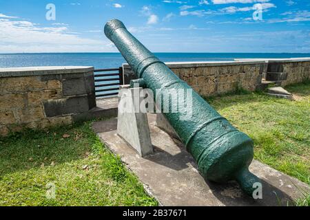 Mauritius, Distrikt Grand Port, Bambous Virieux, Pointe du Diable, Befestigungsanlage und Kanonenbatterie, die die Bucht von Grand Port schützte Stockfoto