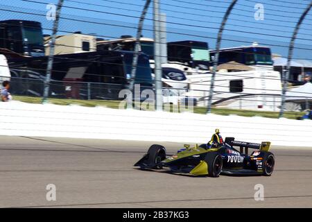 Newton Iowa, 19. Juli 2019: 7 Marcus Ericsson, Schweden, Arrow McLaren SP, auf der Rennstrecke während des Übungslaufs für das Indycar-Rennen Iowa 300. Stockfoto