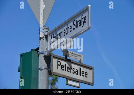 Strassenschild, Afrikanisches Viertel, Wedding, Mitte, Berlin, Deutschland Stockfoto