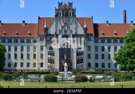 Amtsgericht Wedding Brunnenplatz, Gesundbrunnen, Mitte, Berlin, Deutschland Stockfoto