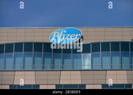 Pfizer, Potsdamer Platz, Tiergarten, Mitte, Berlin, Deutschland Stockfoto