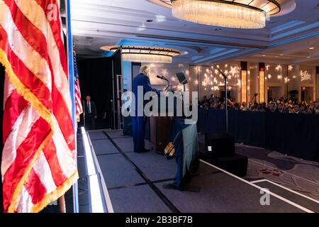 Washington, Vereinigte Staaten Von Amerika. März 2020. Washington, Vereinigte Staaten von Amerika. März 2020. Der US-Präsident Donald Trump spricht auf dem Gesetzesgipfel der Latino Coalition im JW Marriott vom 4. März 2020 in Washington, DC, an. Credit: Tia Dufour/White House Photo/Alamy Live News Stockfoto