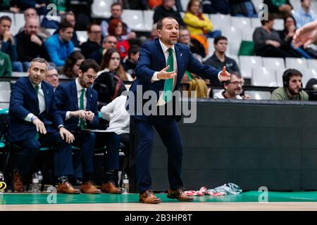 Badalona, Spanien. März 2020. Carles Duran von Joventut Badalona während des ULEB EuroCup Basketball in der zweiten Gruppenspielzeit spielte die Gruppe H zwischen Joventut Badalona und Unicaja in Palau Olimpic de Badalona am 04. März 2020 in Badalona, Spanien. Credit: Dax/ESPA/Alamy Live News Stockfoto